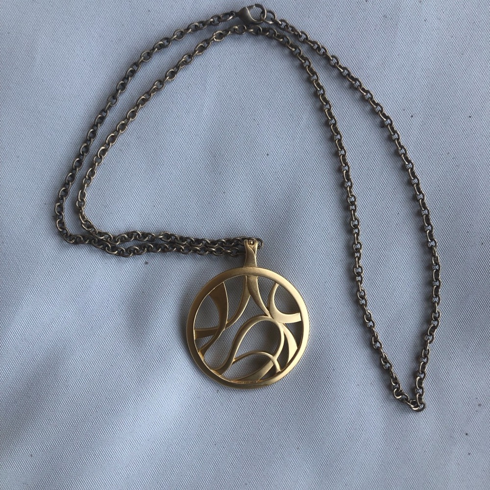 Sarah Coventry Limited Edition Pendant Necklace